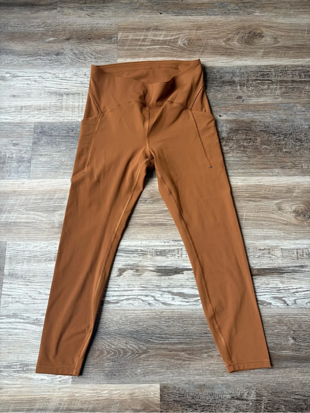 Lululemon Power Thru HR Tight 25